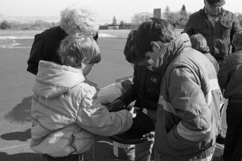 1985 Ackerman Elementary School, Panning for Gold 07
