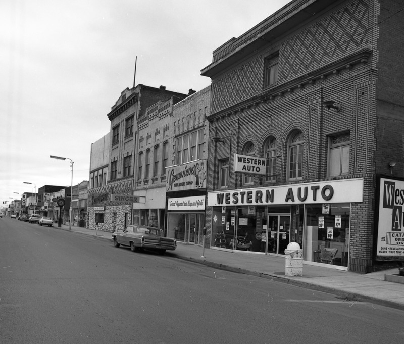 1972 La Grande, Street Scenes 08