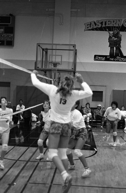 1985 Volleyball Action 36