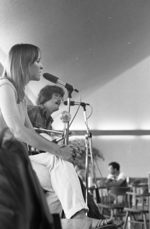 1981 Concert, Duo 04