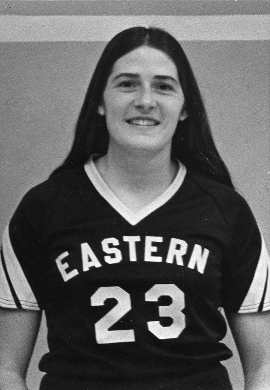 1981 Women's Basketball Player Portraits 01