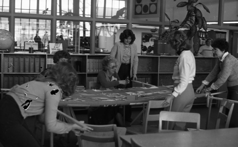 1981 Pierce Library, Fund Raising Quilt 03