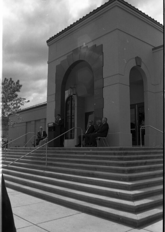 1990 Loso Hall Dedication 04