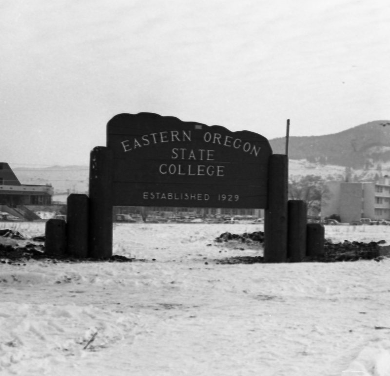 1978 Campus Sign 2