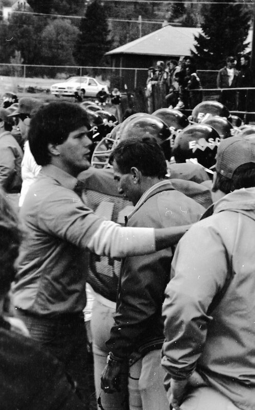1985 Homecoming, Football Sideline 05