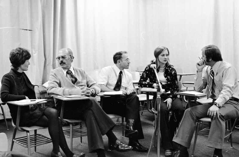 1975 Radio Show, Discussion Panel 03