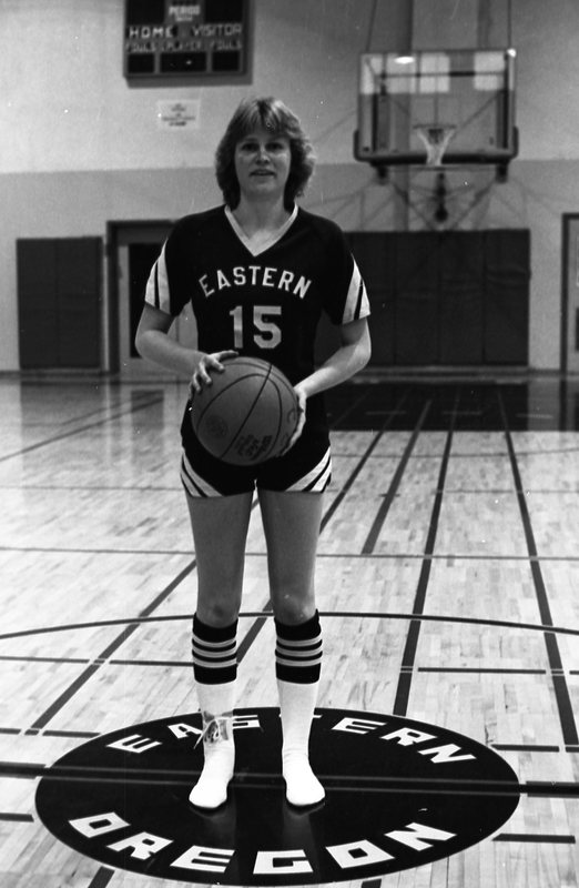 1982 Women's Basketball Player, Portraits 03