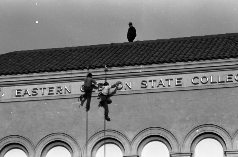 1976 Outdoor Program Rappelling, Changing Signs 15