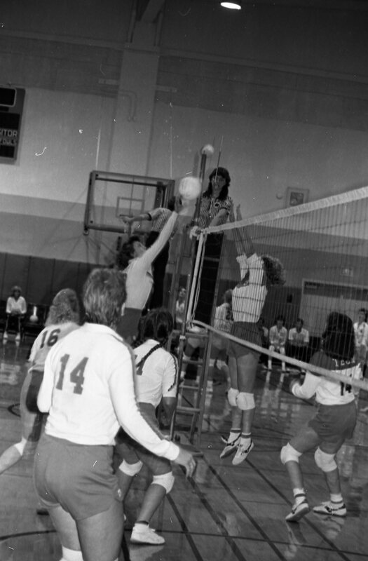 1984 Volleyball Action 14