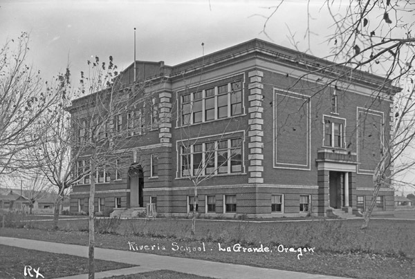 La Grande School, Riveria