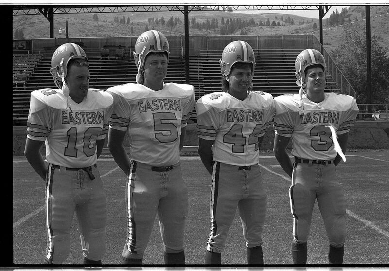 1989 Football Players 15