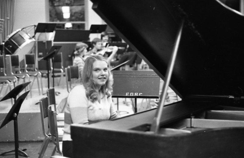 1980 Symphony Orchestra, Rehearsal 16