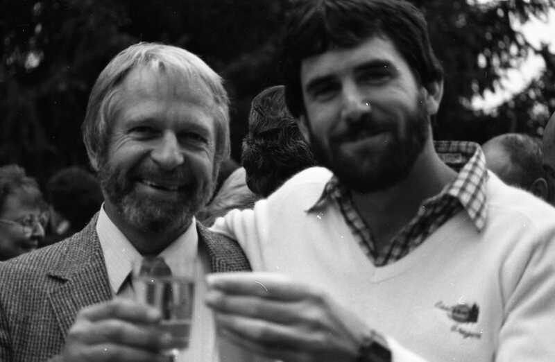 1985 Faculty Party at President Gilbert's House 02