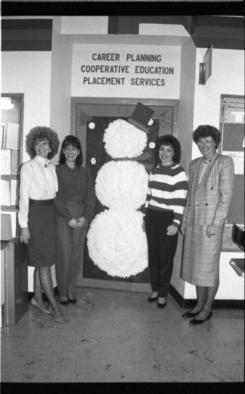 1989 Employees, Decor Award 03