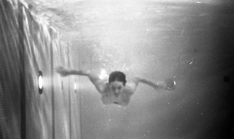 1977 Swimming, Under Water 16