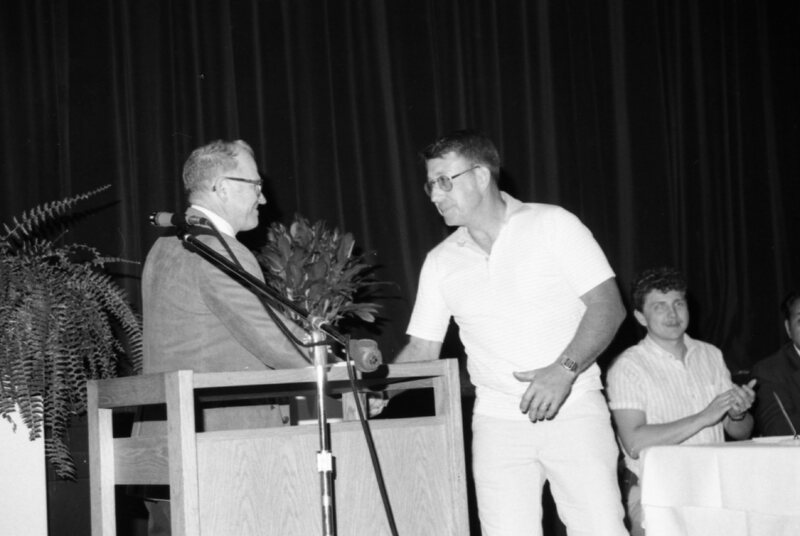1986 Awards Assembly 04