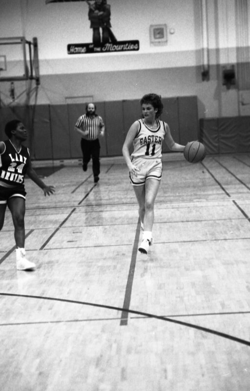 1987 Women's Basketball Action, George Fox at EOSC 25
