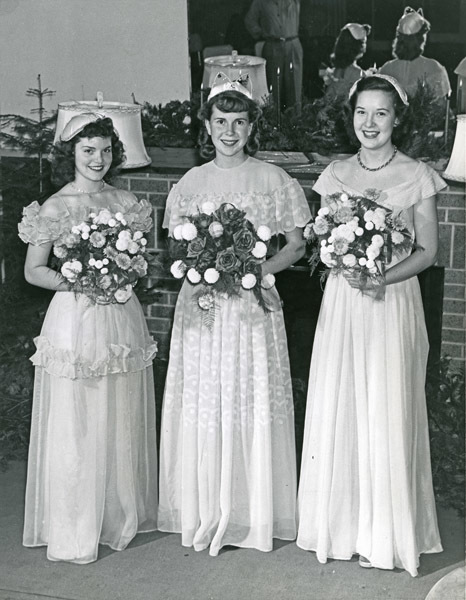 1949 Homecoming Queen 1-1