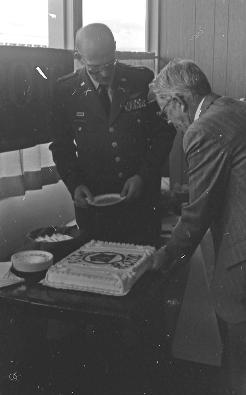 1982 ROTC Cake 01