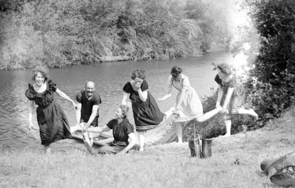 GRV, Swimming Group