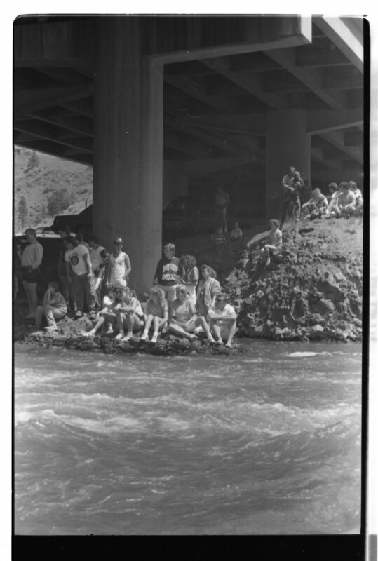 1989 Raft Race, Fans 02