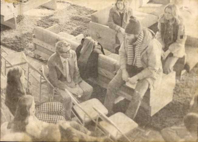 1974 Students, Discussion 01