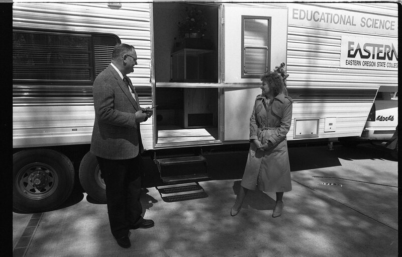 1991 Mobile Laboratory, Ribbon Cutting 10