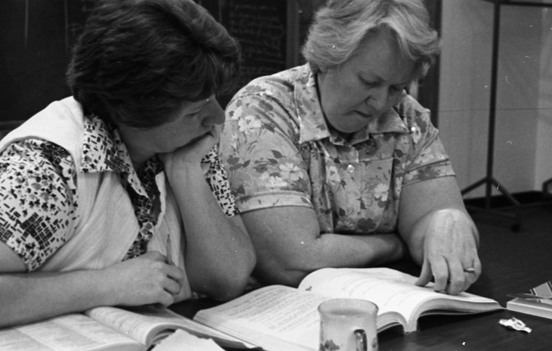 1981 Employees, Nurses 01