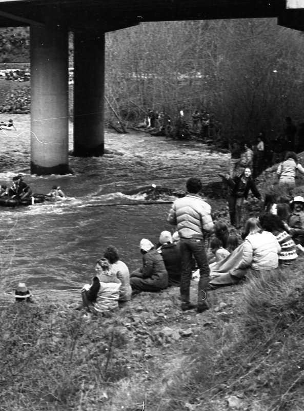 1982 Spring Festival, Raft Race 03