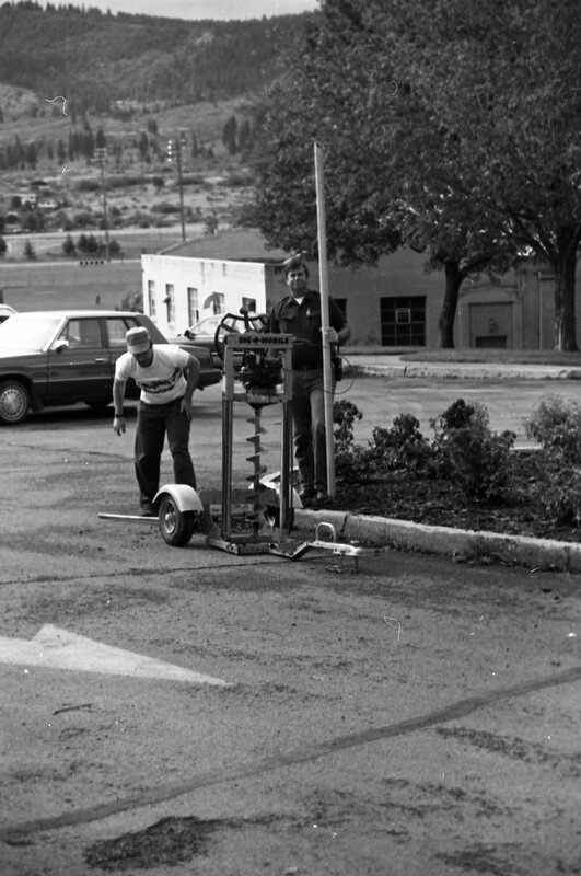 1986 Employees, Groundskeepers 06