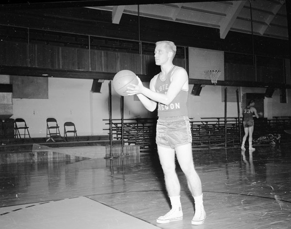 1956-57 Basketball Player 5