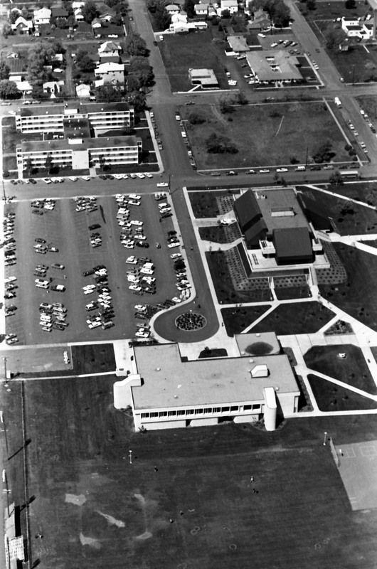 1977 Campus, Aerial Views 16