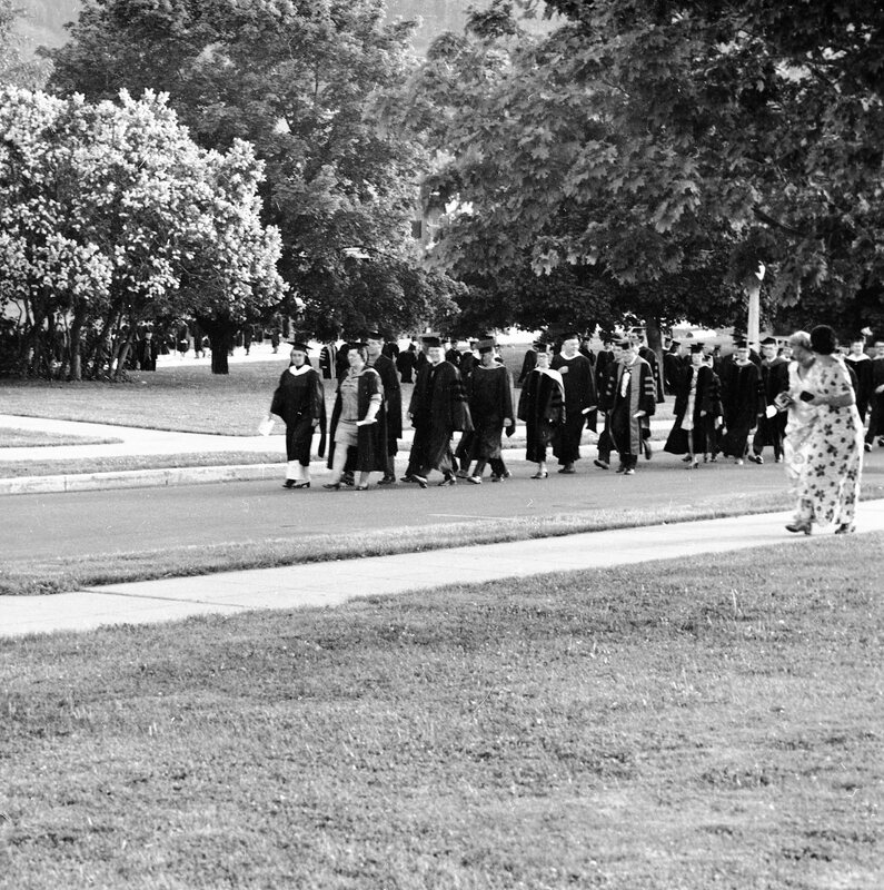 1975 Graduation, Faculty Walk 02