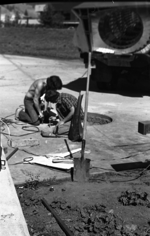 1981 Sculpture, Amphitheater Install 10
