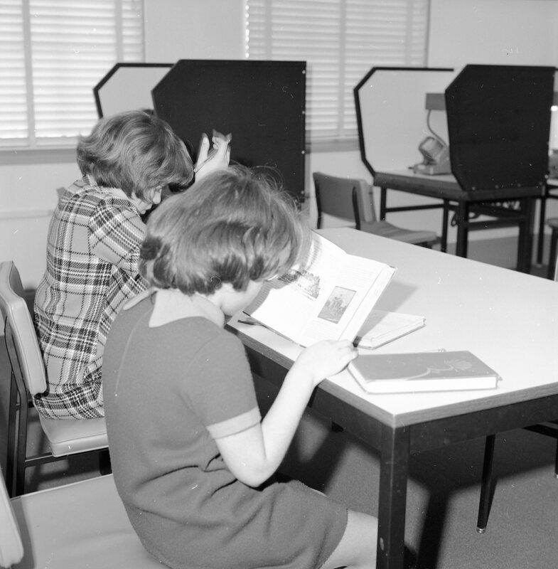 1968 Ackerman Elementary School, Reading 06
