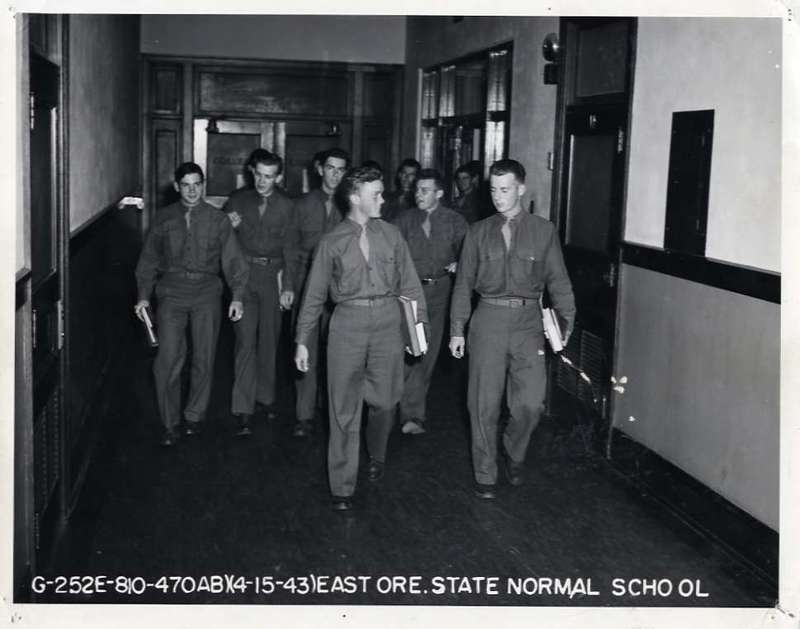 1943 Training Command Students 1