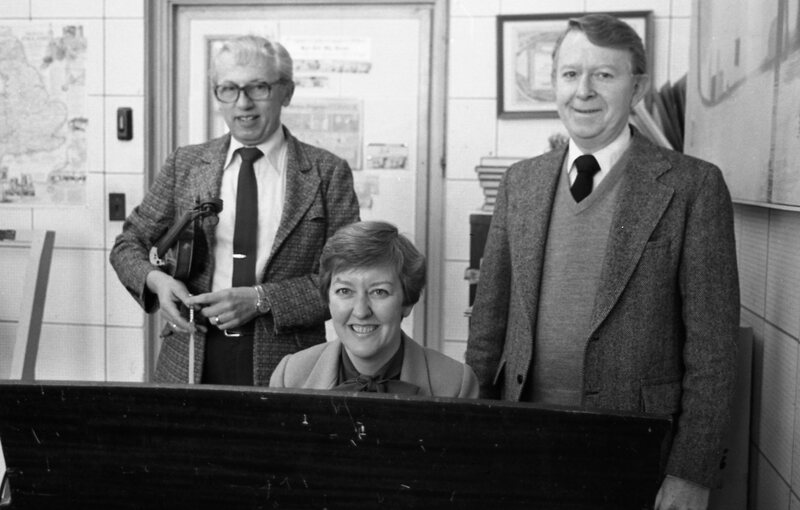 1984 Employees, Music 06