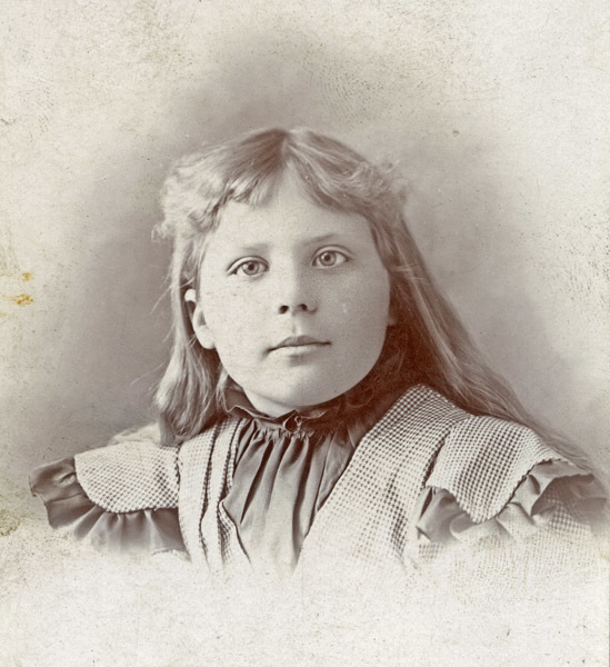 Portrait - Schmidts, Elsie