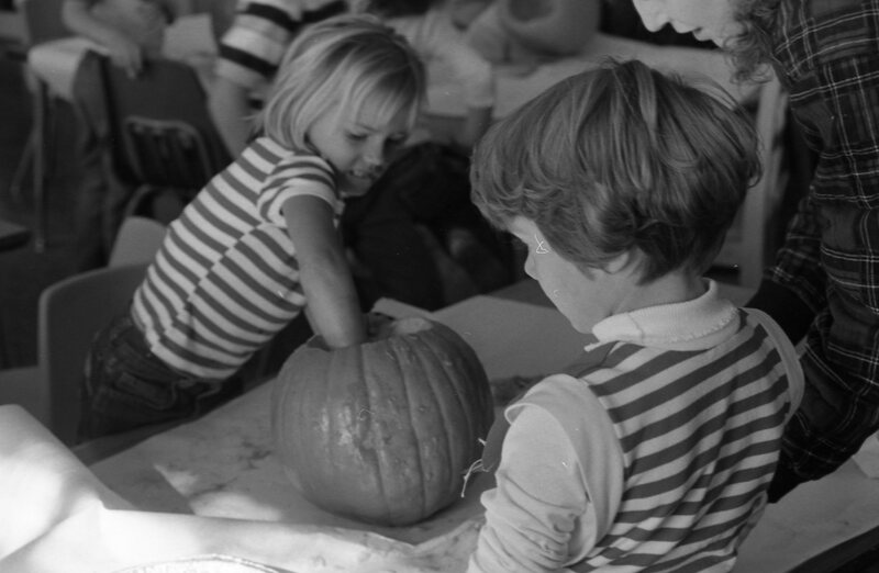 1985 Ackerman Elementary School, Pumpkins 25