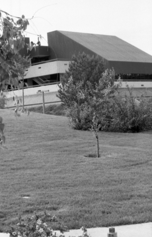 1986 Hoke Hall 02
