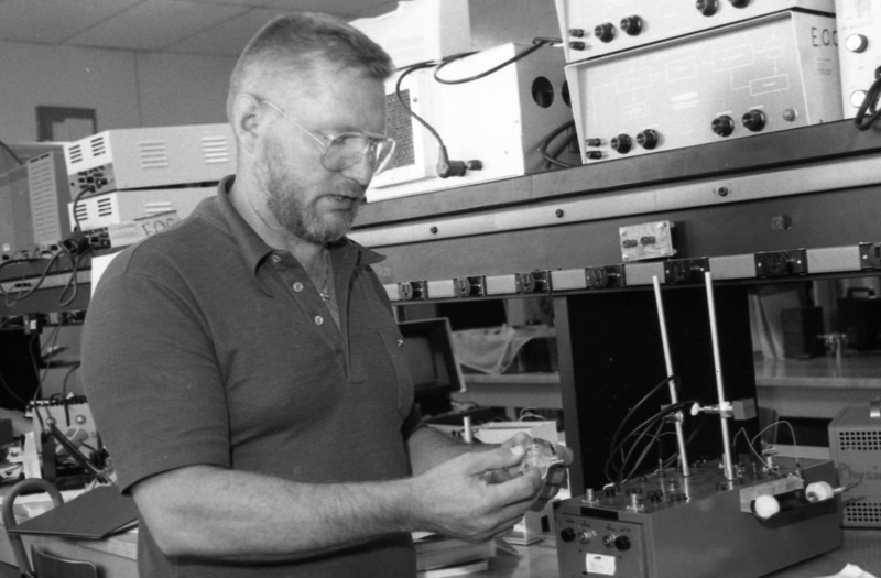 1986 Science, Physics Student 07