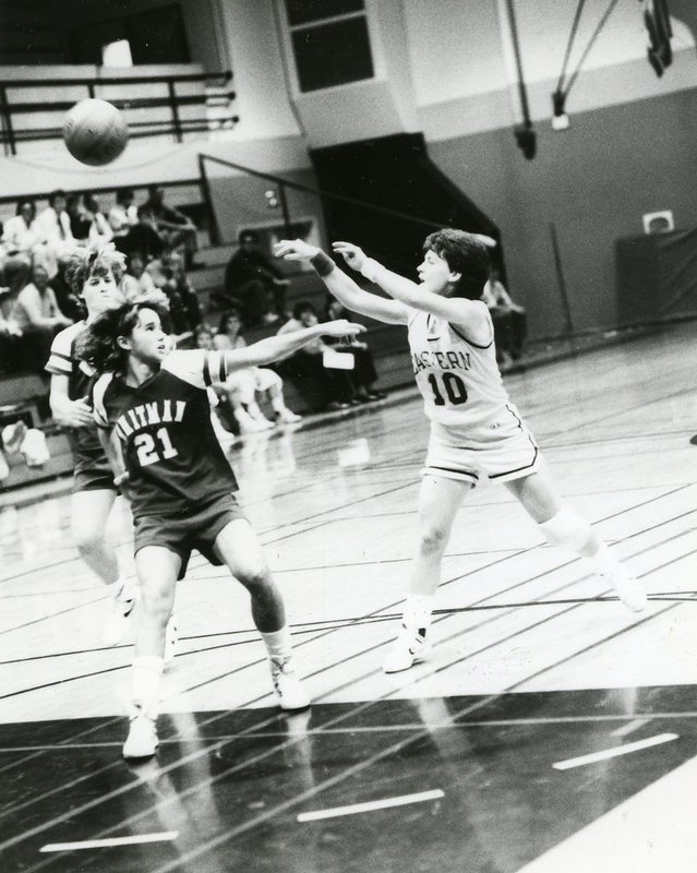 80's Women's Basketball Action 1-1