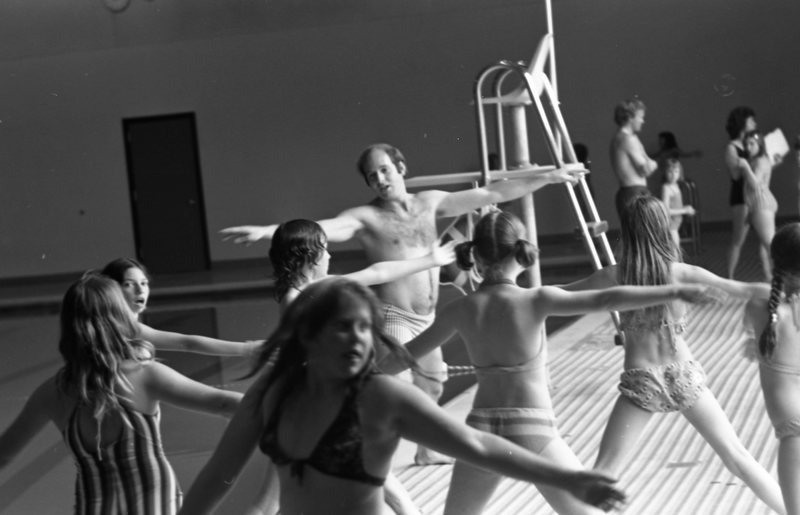 1976 Swimming Lessons, Warm-up