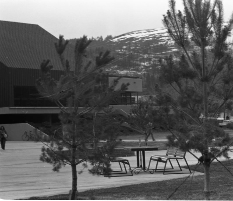 1976 Hoke Hall 04
