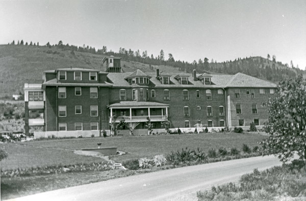 La Grande, Hospital 5