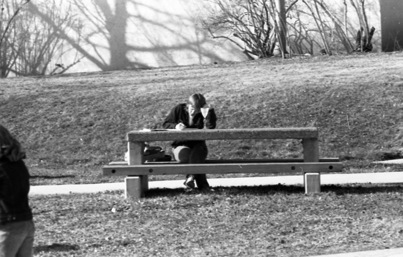 1985 Students, March Outdoor Candid Shots 01