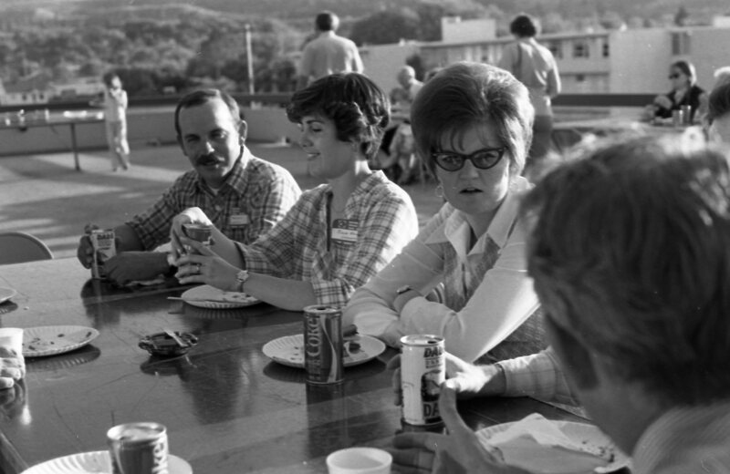 1976 Mini College, BBQ 03