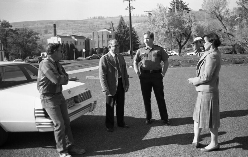 1986 Employees, Parking Lot 14
