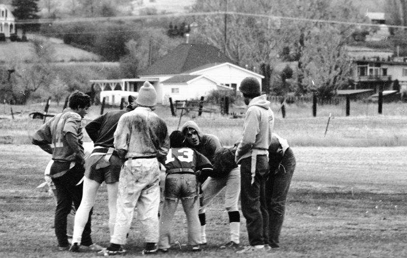 1974 Flag Football Huddle