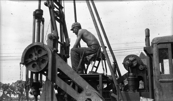 Japanese Well Drilling Rig 1